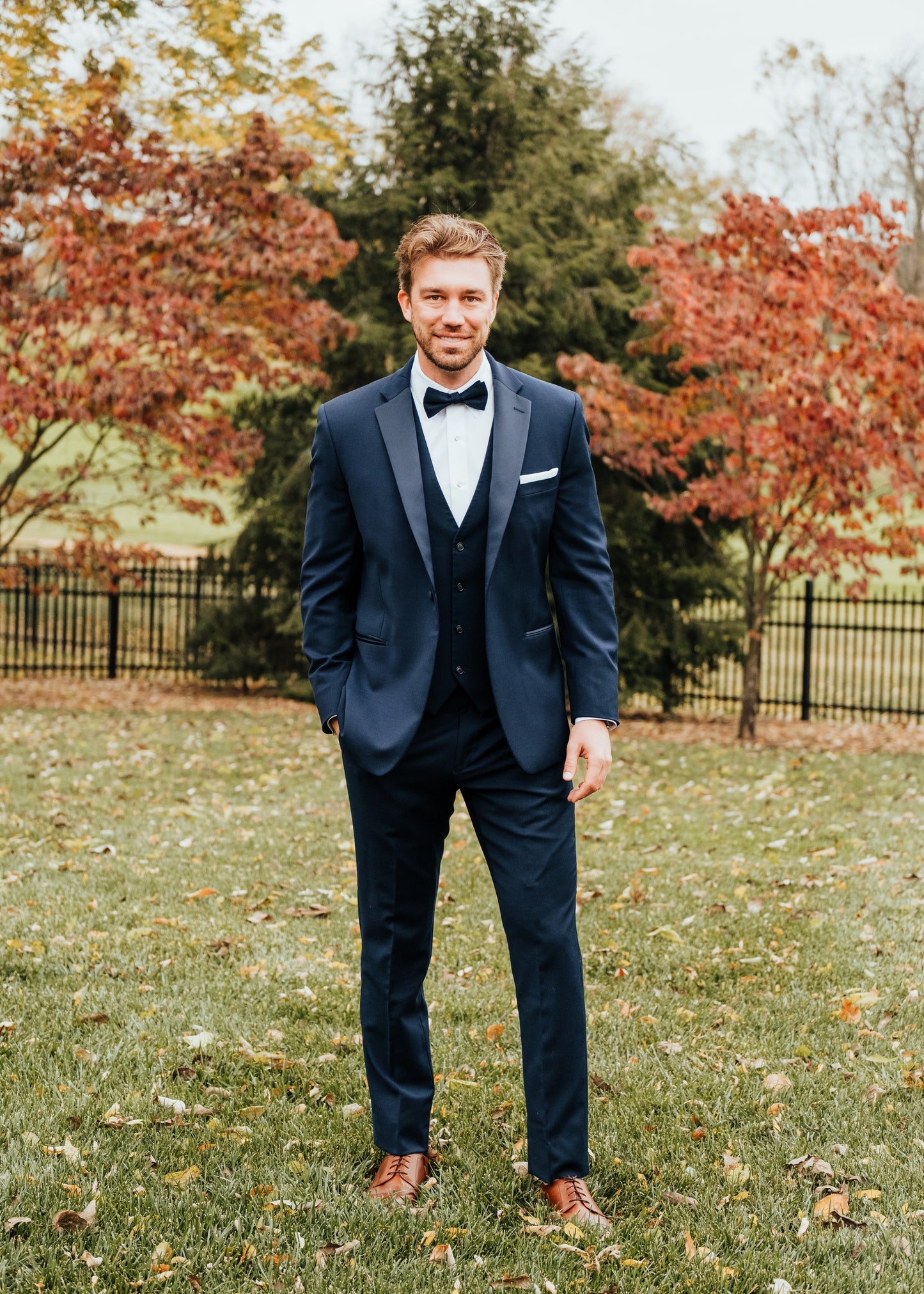 Couture 1910 Eric Navy Tuxedo