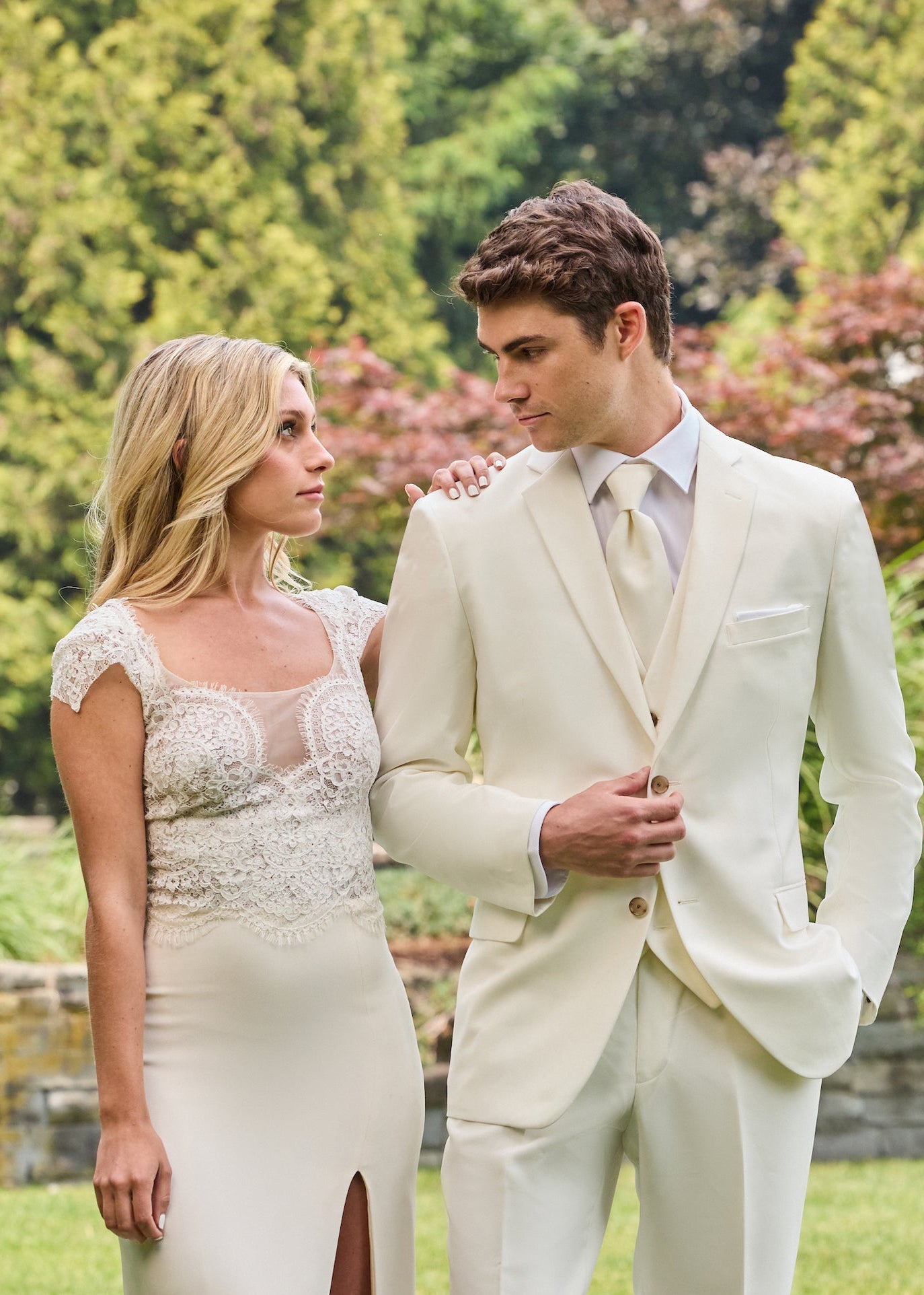 Couture 1910 Ivory Aragon Tuxedo