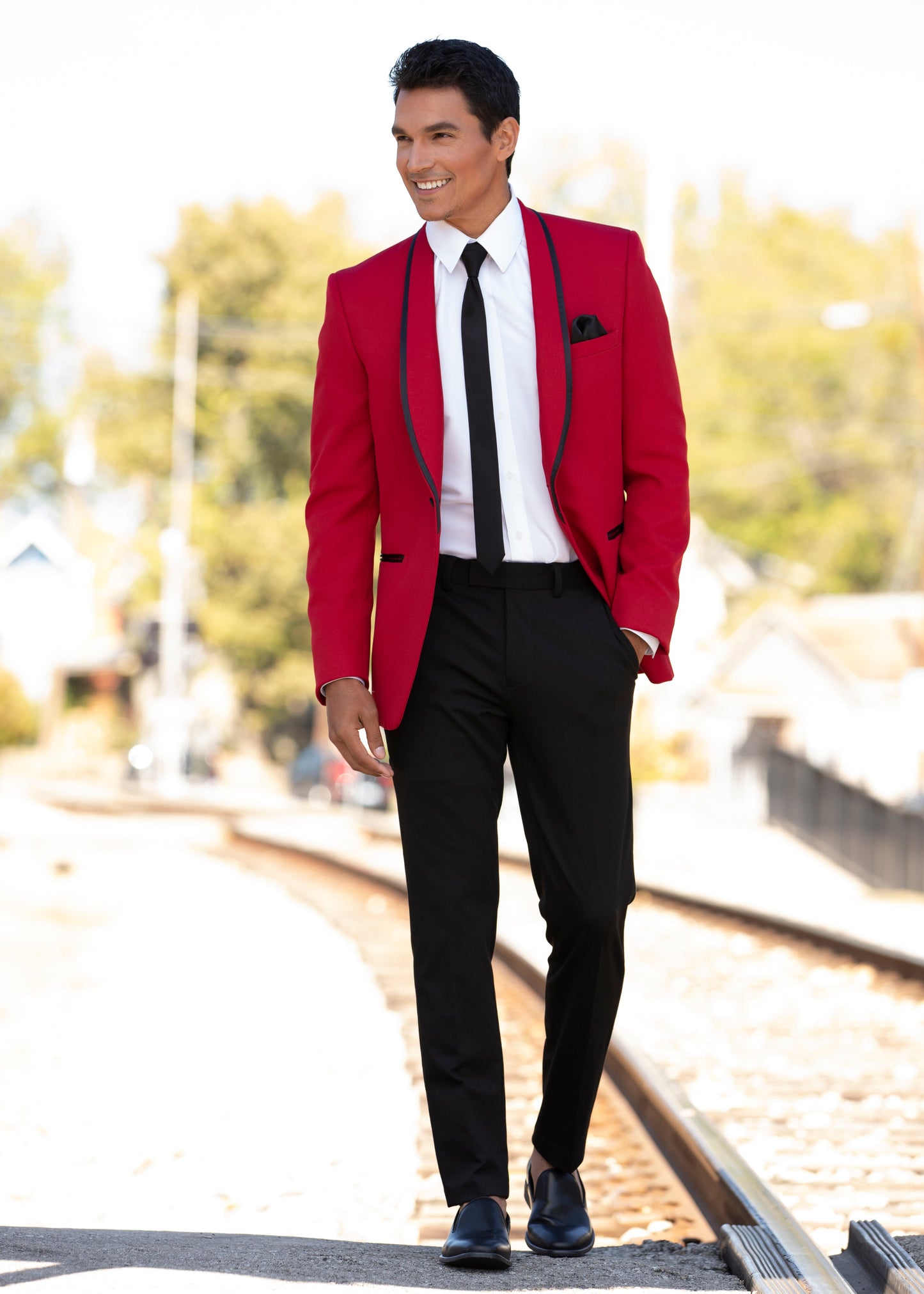 Ginovia Red Carmine