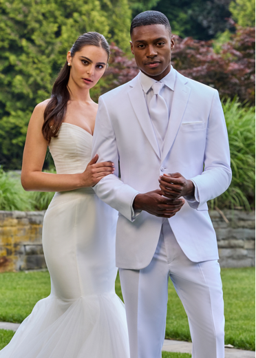 Couture 1910 White Aragon Tuxedo